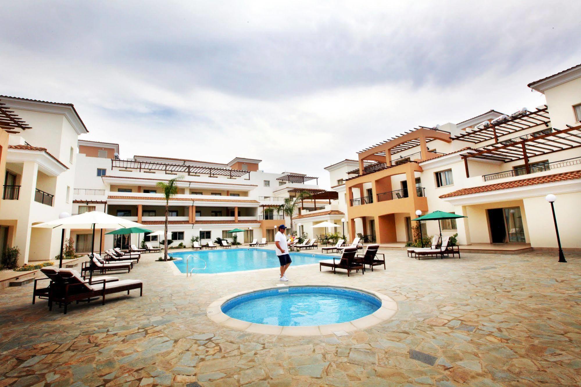 Oracle Exclusive Resort Paphos Extérieur photo